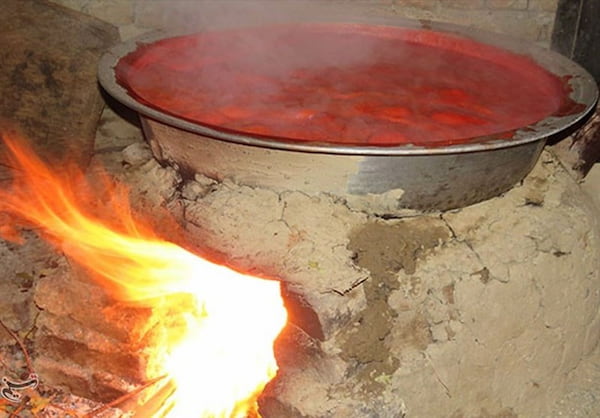 فروش رب گوجه فرنگی محلی + قیمت خرید به صرفه